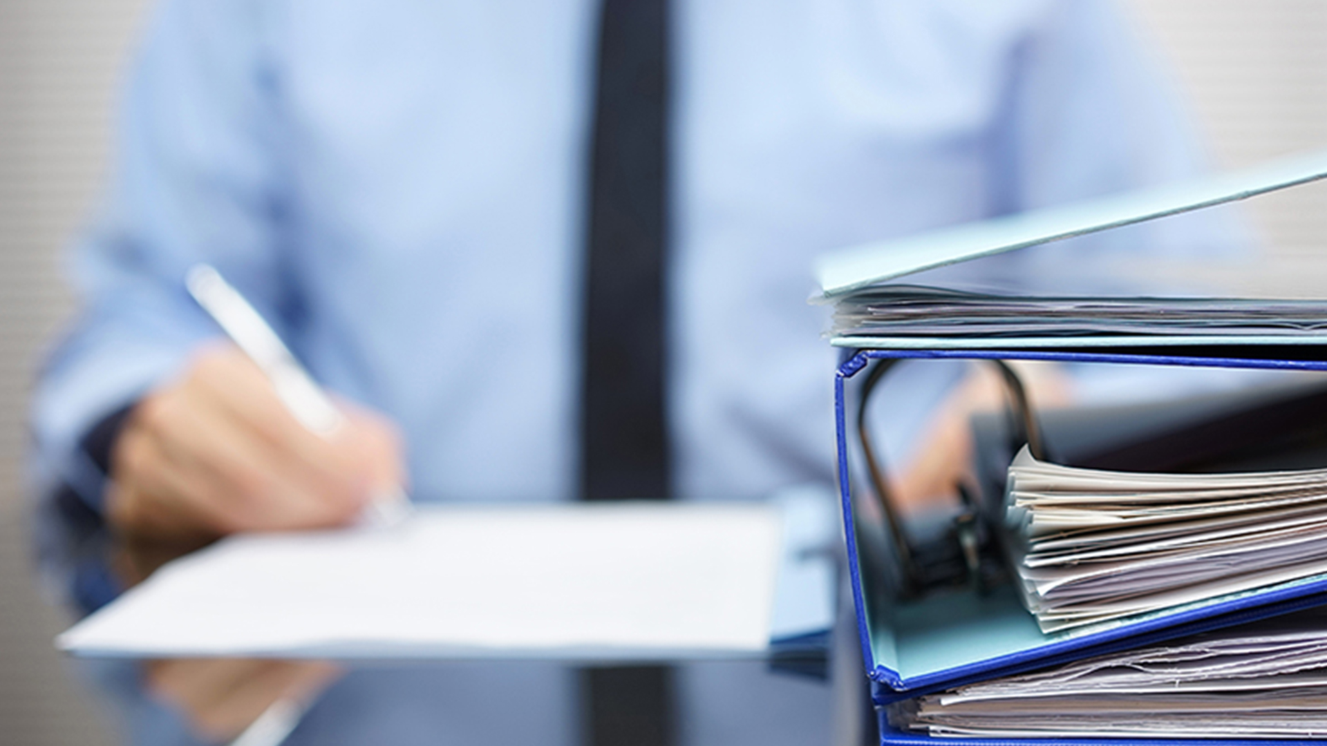 コンサルタント